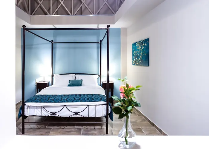 Mythic Valley Apartment