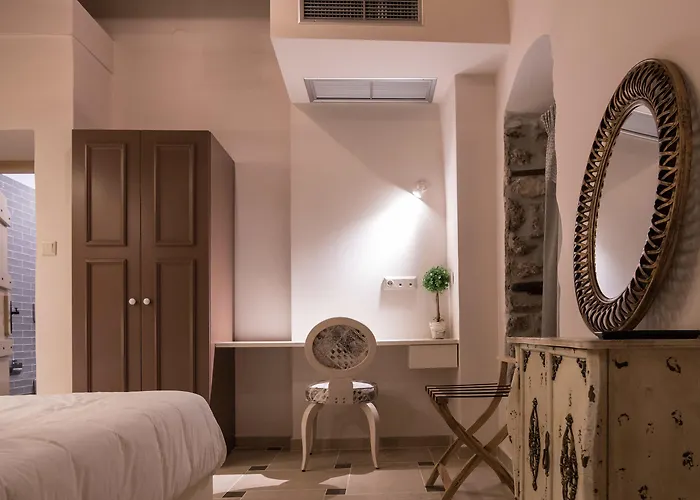 Mythic Valley Apartment