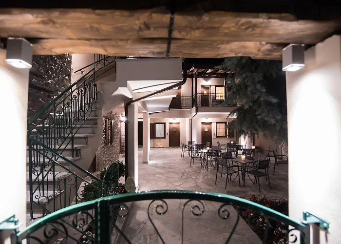 Mythic Valley Apartment